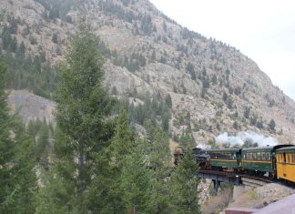 Georgetown Loop Railroad traveling in mountains